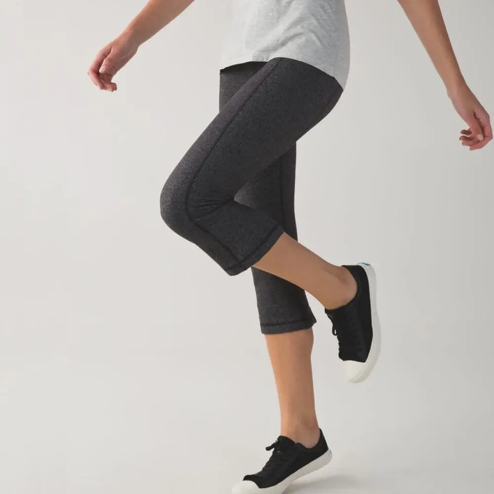 Lululemon Gather & Crow Crop Gray Herringbone Leggings Size 2